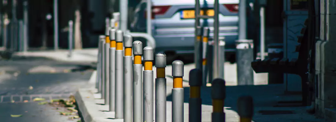 Safe and Convenient Retractable Barrier Column Systems for Properties in Wekiwa Springs, FL